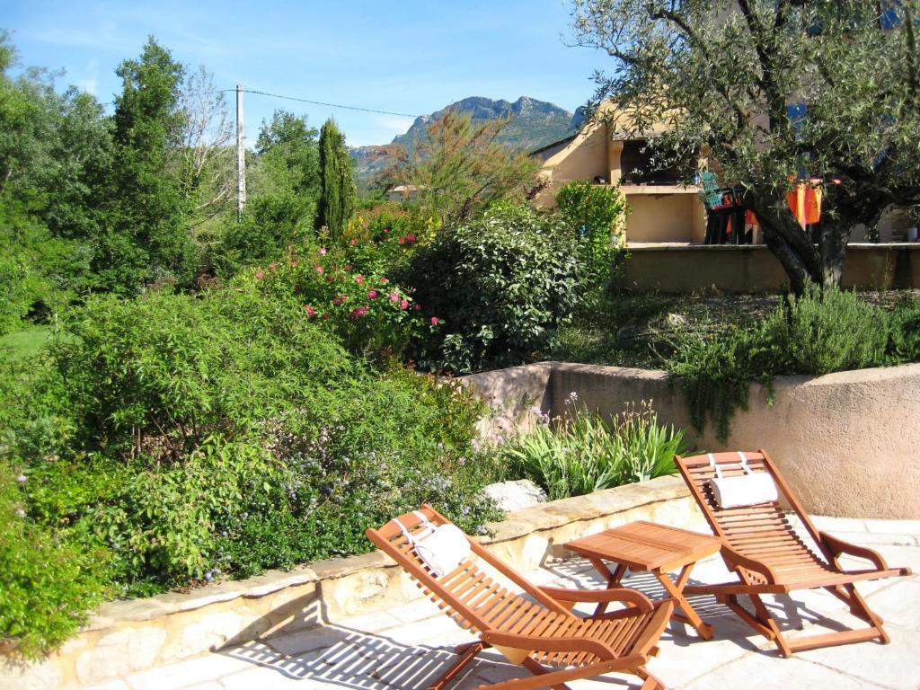 La Serenade Buis-les-Baronnies Exteriér fotografie